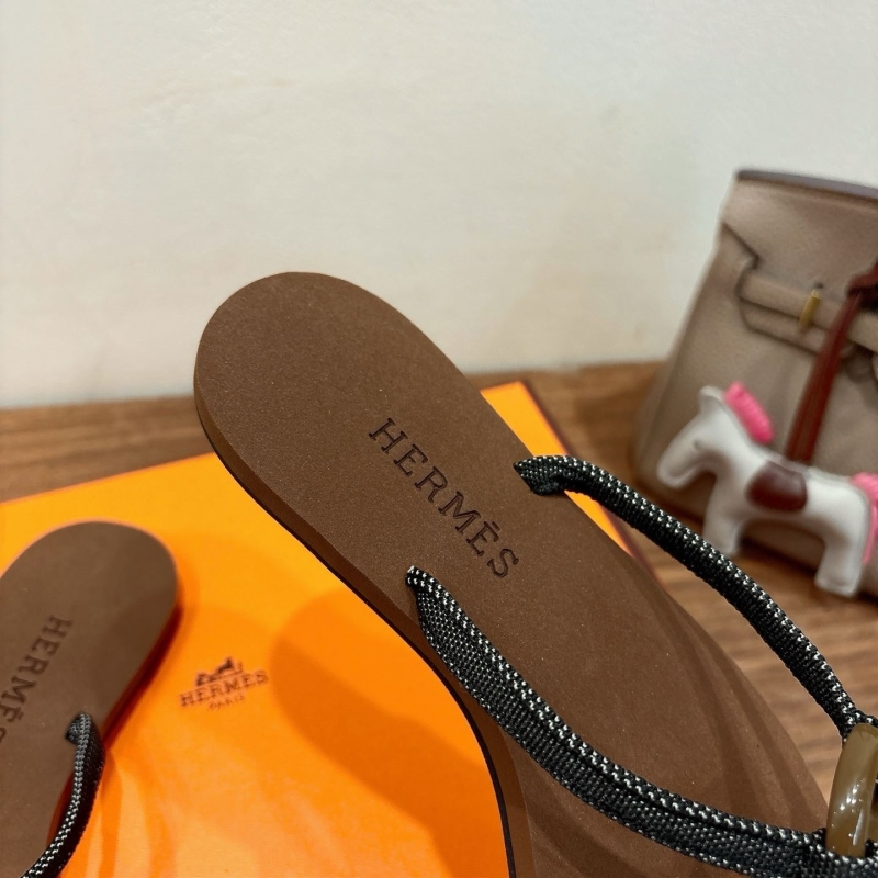 H**me5 slippers